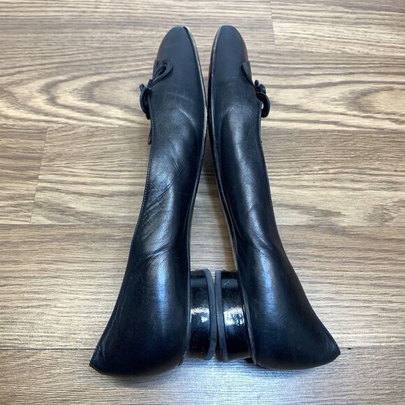 Stuart Weitzman Black Cutout Flower Leather Flats Slip On Womens Size 10 M - Picture 3 of 11